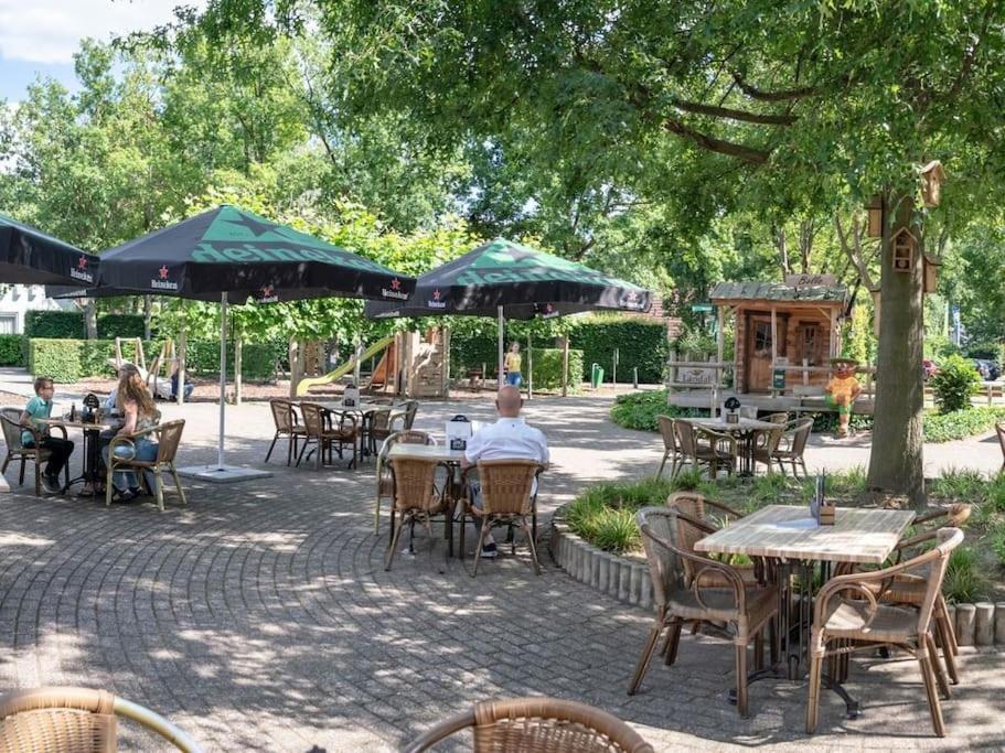 Posterholt Vrijstaande Recreatievilla Met Ruime Omheinde Tuin מראה חיצוני תמונה